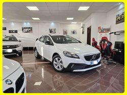 Bianco Usata 2019 Volvo V40 CC Business Edition Station wagon | 10.400 € (Buon prezzo)