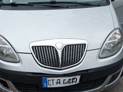 Grigio Usata 2005 Lancia Musa Monovolume | 2300 € (Buon prezzo)