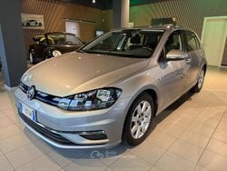 Grigio Usata 2019 VW Golf VII Highline Tre volumi | 15.900 € (Buon prezzo)