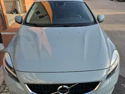 Usata 2016 Volvo V40 Momentum Station wagon | 10.500 € (Buon prezzo)
