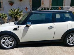 Bianco Usata 2011 Mini Cooper D Due volumi | 6500 € (Buon prezzo)