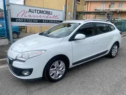 Bianco pastello Usata 2013 Renault Mégane III | 4997 € (Buon prezzo)