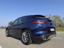 Blu/azzurro Usata 2021 Alfa Romeo Stelvio SUV | 21.990 € (Super prezzo)