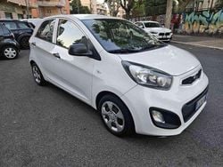 Bianco Usata 2012 Kia Picanto Due volumi | 4200 € (Ottimo prezzo)