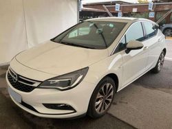 Bianco Usata 2018 Opel Astra Dynamic Tre volumi | 12.900 € (Cara)
