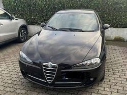 Nero Usata 2010 Alfa Romeo 147 Progression Due volumi | 3300 € (Buon prezzo)