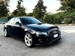 Nero Usata 2011 Audi A4 Advanced Tre volumi | 7500 € (Buon prezzo)