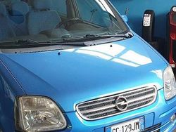Usata 2003 Opel Agila Due volumi | 2000 €