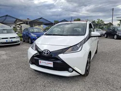 Bianco Usata 2018 Toyota Aygo X-wave Due volumi | 9500 € (Buon prezzo)