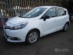 Bianco Usata 2015 Renault Scénic III LIMITED Monovolume | 7990 € (Cara)