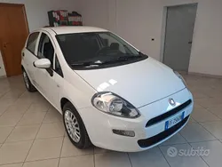 Usata 2016 Fiat Punto Lounge Due volumi | 7300 € (Buon prezzo)