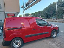 Rosso Usata 2017 Citroën Berlingo Feel Monovolume | 9200 € (Buon prezzo)