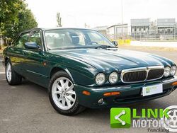 Verde Usata 1998 Jaguar XJ8 Executive Tre volumi | 11.000 € (Buon prezzo)