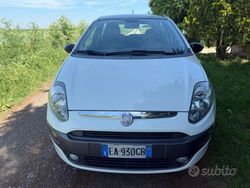 Bianco Usata 2010 Fiat Grande Punto Due volumi | 2000 € (Buon prezzo)