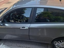 Grigio Usata 2007 Alfa Romeo 147 Due volumi | 2000 € (Buon prezzo)
