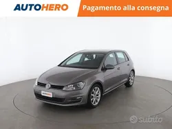 Argento Usata 2015 VW Golf VII Highline Tre volumi | 12.999 € (Buon prezzo)