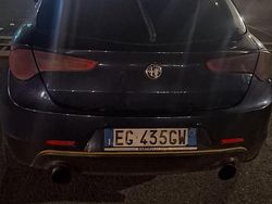 Blu Usata 2011 Alfa Romeo Giulietta Tre volumi | 4000 € (Buon prezzo)