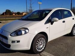 Bianco Usata 2014 Fiat Punto Tre volumi | 5800 € (Cara)