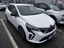 Bianco Usata 2024 Mitsubishi Colt Invite Due volumi | 16.950 €