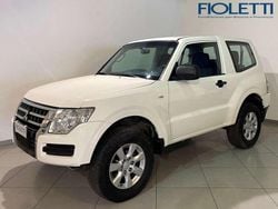 Bianco Usata 2016 Mitsubishi Pajero Intense SUV | 20.450 € (Buon prezzo)