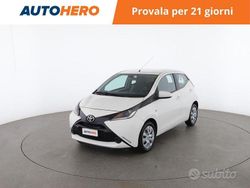 Bianco Usata 2015 Toyota Aygo X-play Due volumi | 8899 € (Buon prezzo)