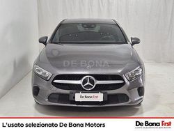 Grigio Usata 2020 Mercedes A180 Business Tre volumi | 22.990 € (Buon prezzo)