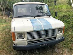 Usata 1981 Ford Transit Tre volumi | 4000 €