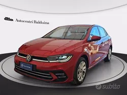 Rosso metalizzato Usata 2022 VW Polo Style Tre volumi | 18.500 € (Buon prezzo)