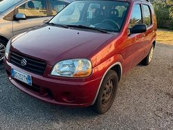 Rosso Usata 2002 Suzuki Ignis Due volumi | 3300 € (Cara)