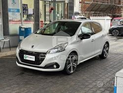 Bianco Usata 2018 Peugeot 208 GT-line Due volumi | 6900 € (Ottimo prezzo)