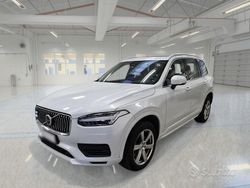 Bianco Usata 2022 Volvo XC90 Core SUV | 41.750 € (Buon prezzo)