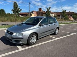 Usata 2005 Fiat Stilo Feel Tre volumi | 1500 € (Cara)