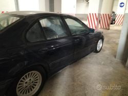 Blu Usata 1997 BMW 525 Tre volumi | 1000 €