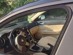 Usata 2007 Alfa Romeo 159 Distinctive Tre volumi | 4300 € (Buon prezzo)