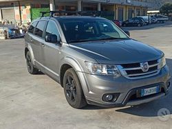 Grigio Usata 2011 Fiat Freemont SUV | 5000 € (Buon prezzo)
