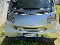 Usata 2002 Smart ForTwo Coupé Due volumi | 1100 € (Ottimo prezzo)