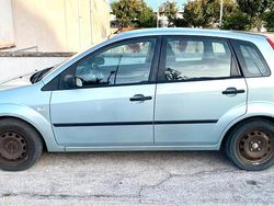 Usata 2004 Ford Fiesta | 1500 € (Cara)