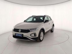 Grigio metallizzato Usata 2023 VW T-Roc Life SUV | 18.900 € (Super prezzo)