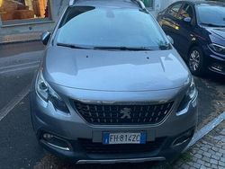 Grigio Usata 2017 Peugeot 2008 Allure SUV | 8500 € (Buon prezzo)