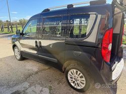 Nero Usata 2011 Fiat Doblò Dynamic Monovolume | 3200 € (Buon prezzo)