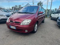 Rosso Usata 2002 Renault Scénic Expression Monovolume | 3200 € (Buon prezzo)