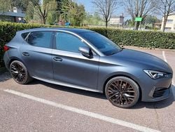 Grigio Usata 2024 Cupra Leon VZ2 Tre volumi | 31.000 € (Buon prezzo)