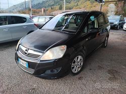 Grigio Usata 2009 Opel Zafira Monovolume | 2999 € (Super prezzo)