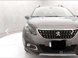 Usata 2019 Peugeot 2008 GT-line SUV | 9900 € (Super prezzo)