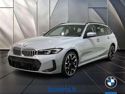 Grigio Nuova 2025 BMW 330e Comfort Edition Station wagon | 56.300 € (Buon prezzo)