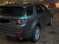 Grigio Usata 2017 Land Rover Discovery Sport SUV | 15.800 € (Buon prezzo)