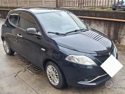 Blu Usata 2016 Lancia Ypsilon Silver Due volumi | 7000 € (Buon prezzo)