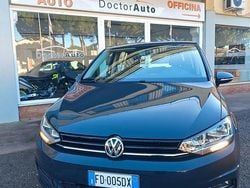 Grigio Usata 2016 VW Touran Executive Monovolume | 10.900 € (Buon prezzo)