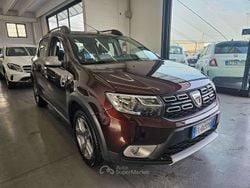 Marrone Usata 2017 Dacia Sandero Stepway Tre volumi | 9300 € (Buon prezzo)