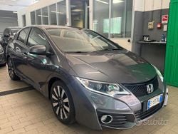 Grigio Usata 2015 Honda Civic Elegance Tre volumi | 12.990 €